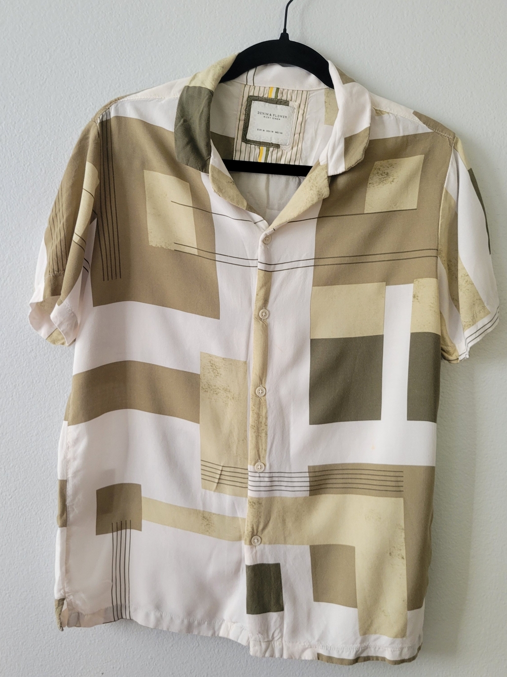 Geometric Print Short-Sleeve Button-Down Shirt - Beige/Olive